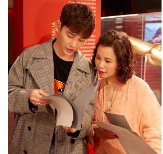 �����ջ�������С���� ����֮��Ϊ���Сʱ���ĸ�׵�Լ��