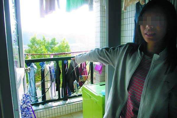 高校迷香盗窃案