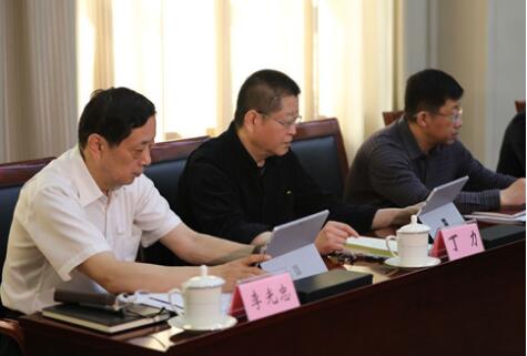 市委常委会召开会议 一季度经济运行开门红开门好