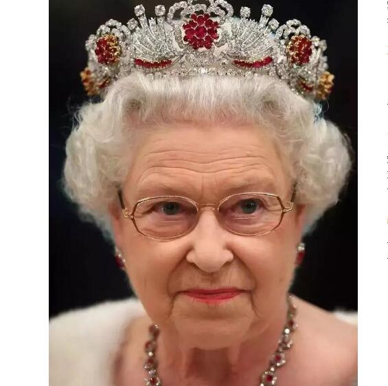 半个娱乐圈都来了！英女王4月21日92岁生日 不愧是