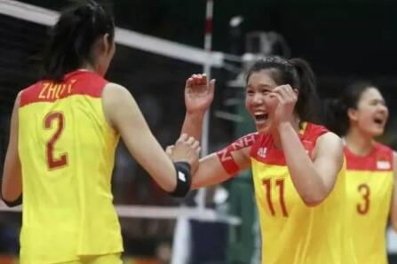 阵容最庞大的亲友团！徐云丽支持朱婷：漂洋过海的来给你加油!