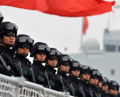 中国海军，生日快乐！