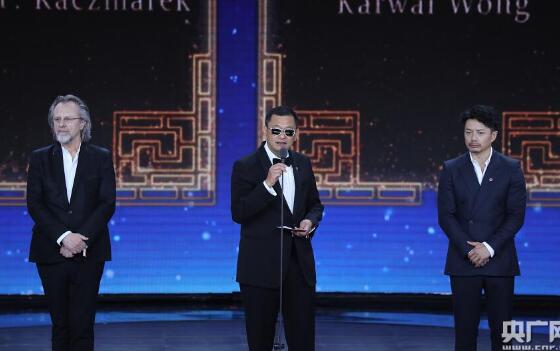 北影节闭幕评出“天坛奖”十个奖项 他们是当之无愧的主角