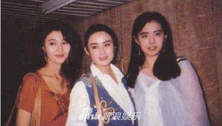 惊艳了时光！王祖贤闺蜜年轻旧照 