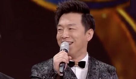 尴尬爆棚!黄渤口误道歉佟丽娅 念错女神名字渤