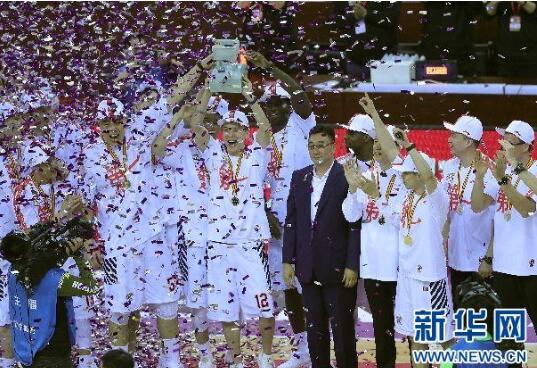 势如破竹!辽宁男篮夺冠 辽宁队距离队史第1个CBA总冠军只1步之遥