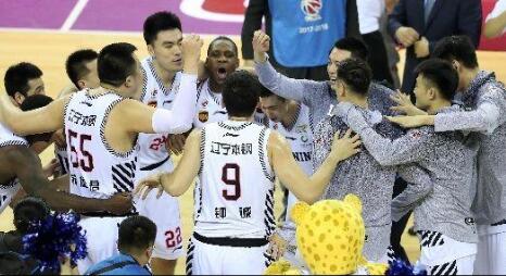 势如破竹!辽宁男篮夺冠 辽宁队距离队史第1个CBA总冠军只1步之遥