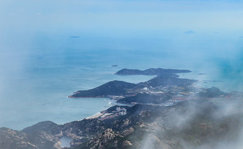 崂山惊现云海奇观 美若童话世界