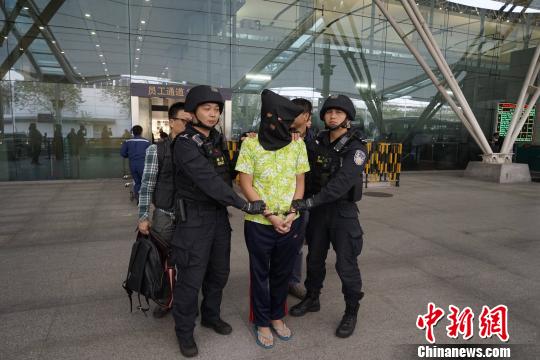 跨国贩卖可卡因案嫌犯落网  缴获量为新中国成立以来最大