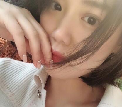 宠粉宠上天!马思纯写亲笔信致谢粉丝 字体娟秀文字深情令粉丝泪目