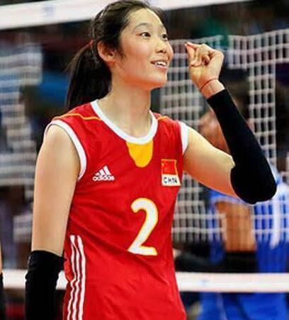 中国女排名单公布朱婷任女排队长 李盈莹“接棒”惠若琪