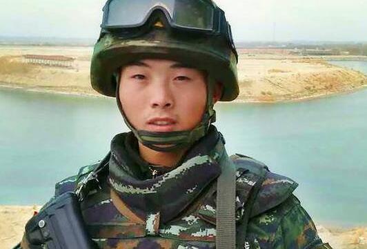 泪目!26岁武警辞世 李保保是不怕苦、不怕死的钢铁特战勇士