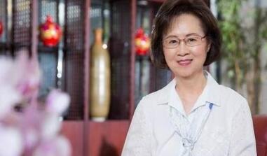 老赖？于正3年未道歉 琼瑶将法律文书送到于正公司被前台拒收