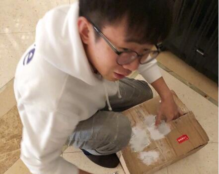 戳中笑点!谢娜为杨迪庆生 