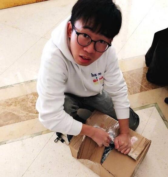 谢娜为杨迪庆生 产后复出了