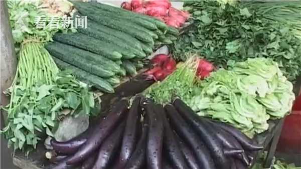 带花的黄瓜全蘸了避孕药？专家告诉你是怎么回事