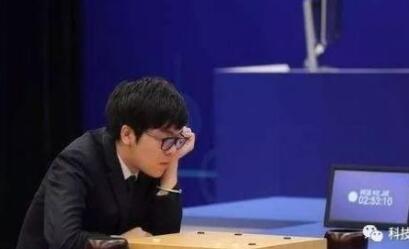人机大战！柯洁再战人工智能 对手“星阵”又有怎样的“秘密武器”?