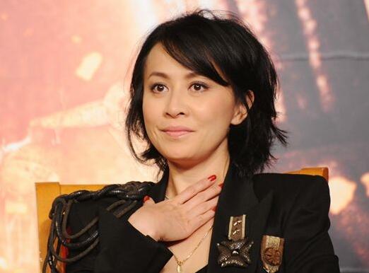 虚报年龄？52岁刘嘉玲回应 翁静晶称12岁见刘嘉玲时对方已是大人