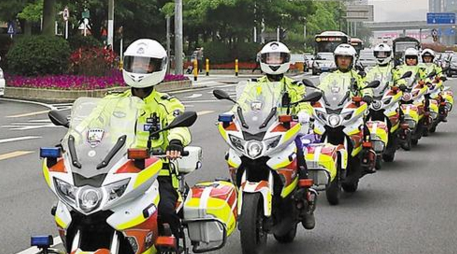 最美的画面：为最美劳动者定格