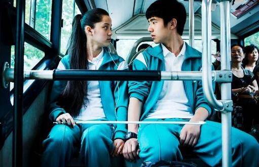 “流量小生”刘昊然童年照曝光 撞脸沙溢的儿子安吉(图)