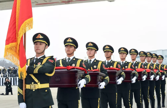 昨天你用生命捍卫我们，今天我们用法律保护你