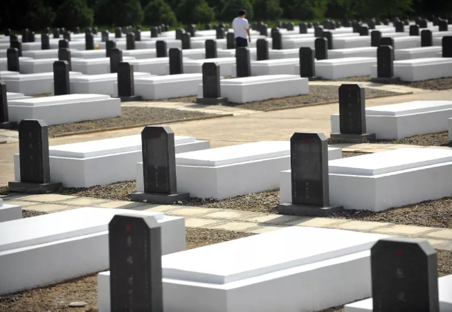 昨天你用生命捍卫我们，今天我们用法律保护你