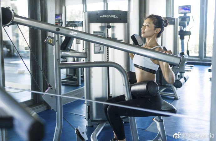 众望所归！刘涛成健身宣传大使 同场的还有蔡国庆武大靖何雯娜