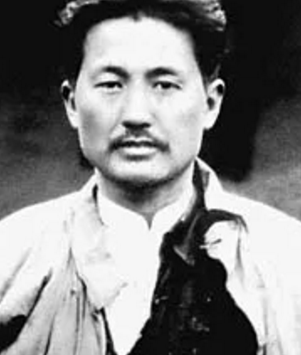 昨天你用生命捍卫我们，今天我们用法律保护你