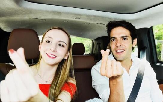 表白亮了!卡卡国内首秀 36岁