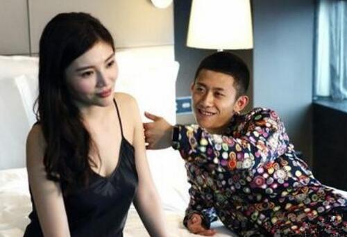 心疼哭了!徐冬冬痛哭看精神科 因《余罪》饰演