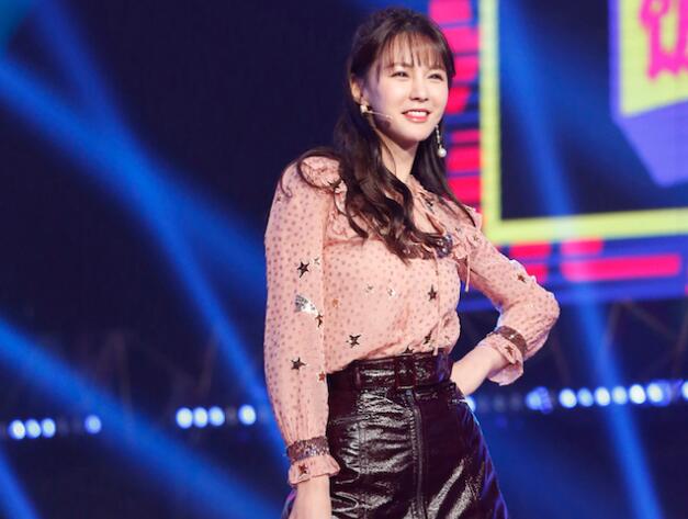 我想和你唱首播 蔡依林披白头纱不自禁热泪盈眶