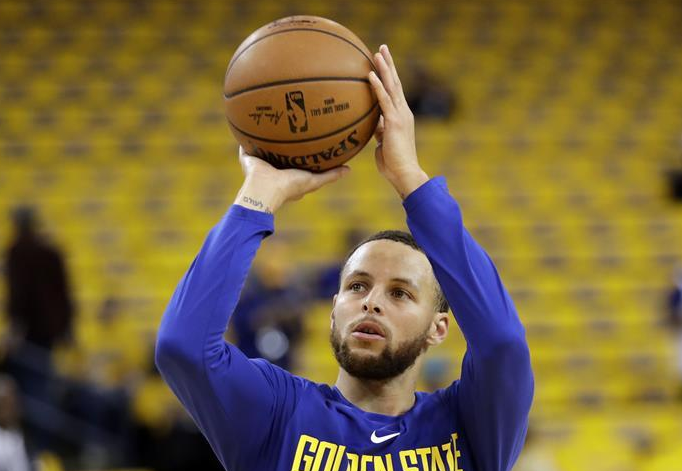 勇士大胜鹈鹕 对手弱的像菜鸡 这次可以大胆吃鸡了