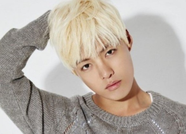 韩国男星康南遭遇车祸 五车连环相撞 颈部受到冲击