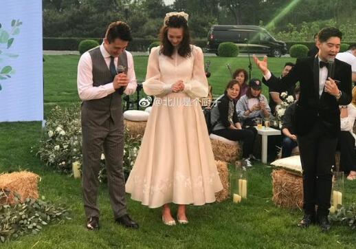 恭喜！惠若琪大婚现场曝光 队友丁霞与袁心玥身当伴娘