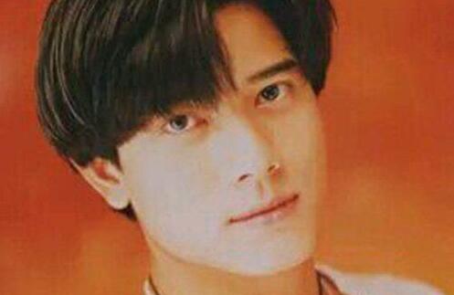 偶像包袱？郭富城证件照曝光 年轻旧照被翻出颜值是有多棒?