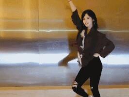 好身材！娜扎跳舞送福利 