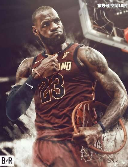 詹姆斯垫脚却犯规?球迷莫名其妙 这球凭什么给