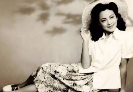 王丹凤逝世 《护士日记》那首‘小燕子穿花衣’传唱至今