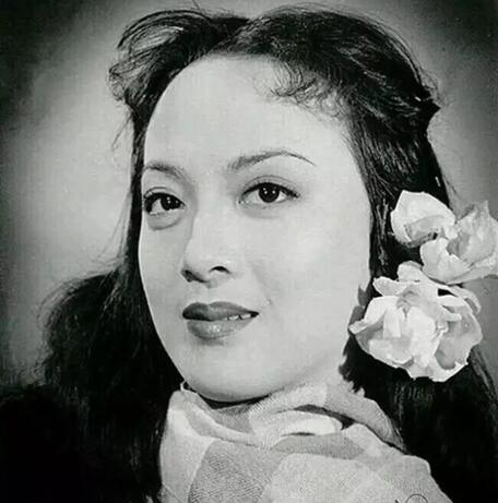 “永远的小燕子”王丹凤逝世 艺术生涯中塑造了50多个银幕形象