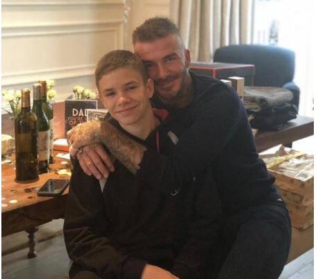 有爱！贝克汉姆生日小七朗读手写贺卡 网友：宠 都是有原因的!