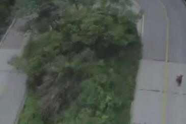 真的太厉害了！张家界天路99弯堪称