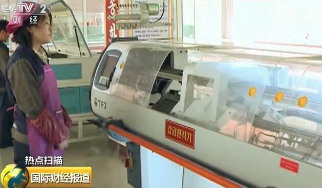 探访朝鲜制鞋工厂 200多种新款式学生鞋每双约合12元人民币