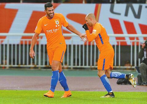 上港恒大双输 国安跻身三甲！鲁能登顶机会来了