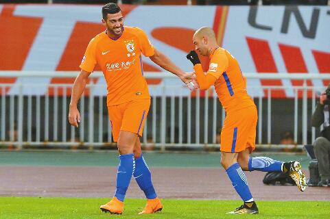 上港恒大双输国安跻身三甲 鲁能登顶机会来了