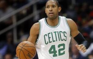 绿军加时胜76人总比分3-0领先 距离决赛只差一场胜利了