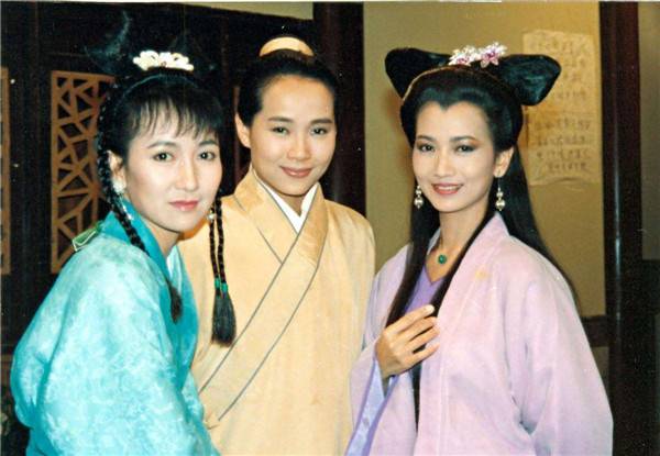 陈美琪瘦成纸片人 “小青”早已原谅了30多年关之琳的夺夫之恨？