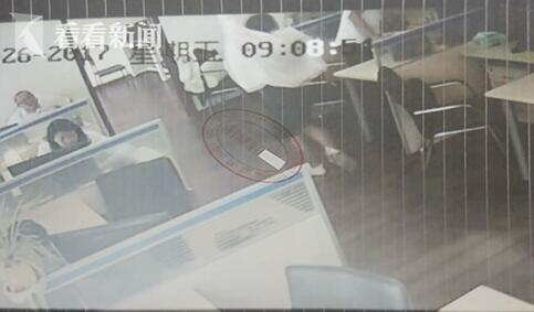穿短裤上班被开除 信息时代用工纠纷日益复杂化