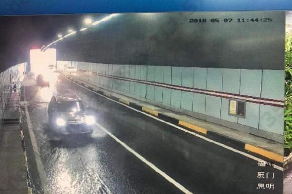 雨量惊人!厦门暴雨橙色预警 多地开启看湖、看海、看瀑布模式