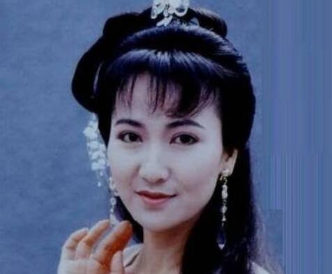 60岁陈美琪瘦成纸片人 前夫婚外情气得