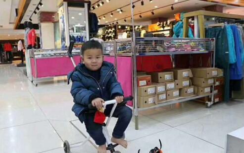 紧急寻人！济阳4岁男孩和奶奶外出失联：奶奶已遭不幸 孩子下落不明